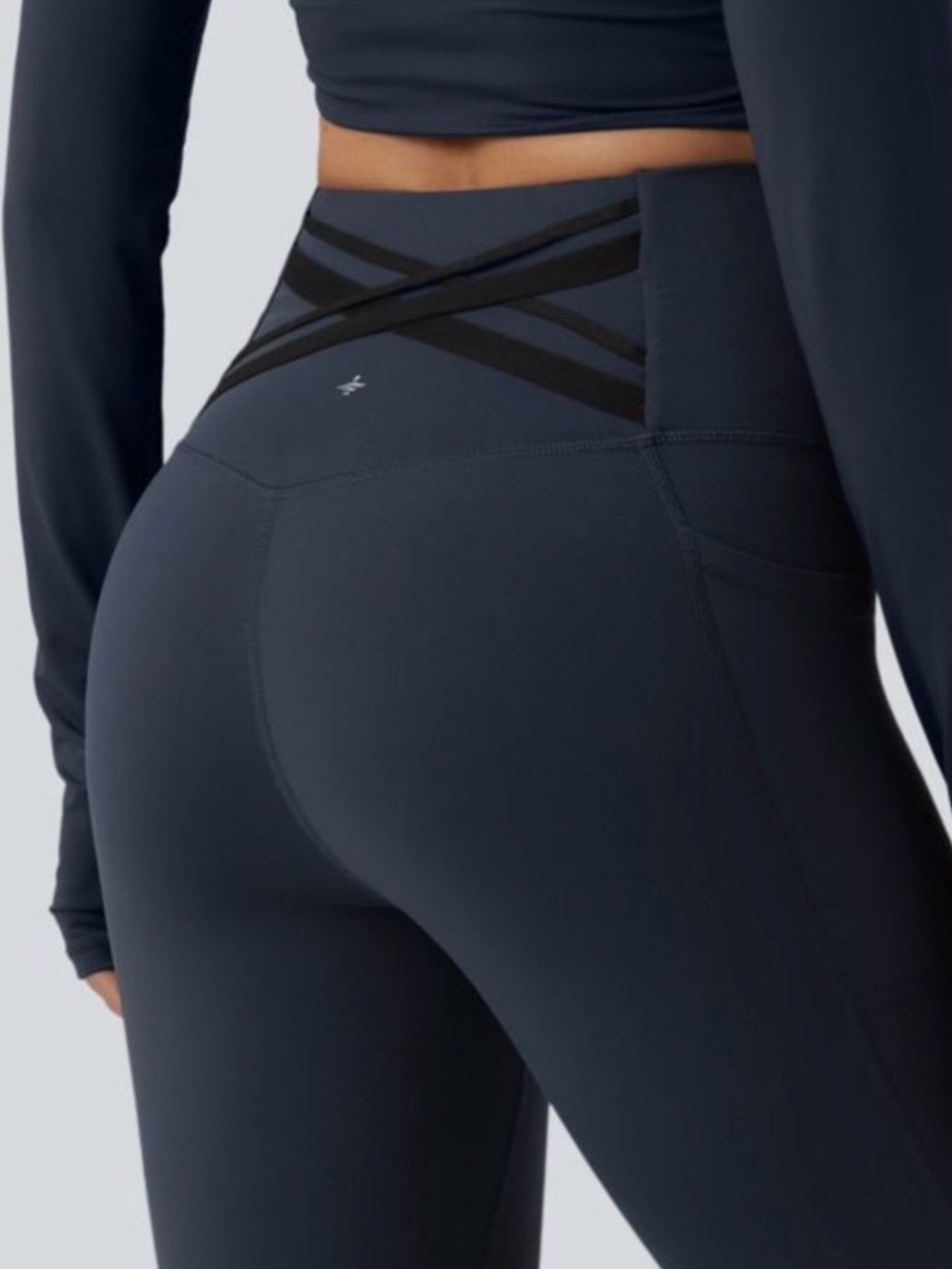 NWOT Grey Halara UltraSculpt Tummy Control Crossover BackRunning Leggings SZ M